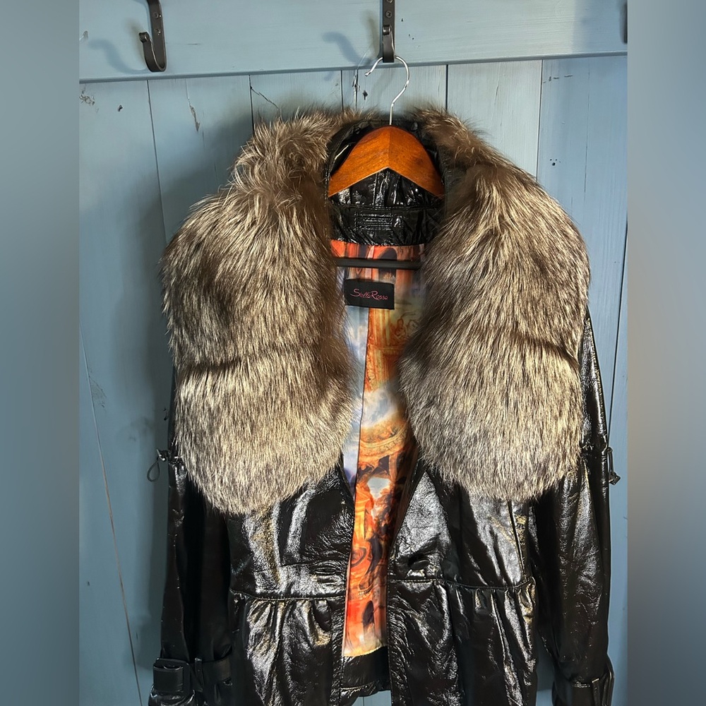 Stella Rossa Patent Leather Black Jacket W/Removable Fur Trim & Belt | EUR 42